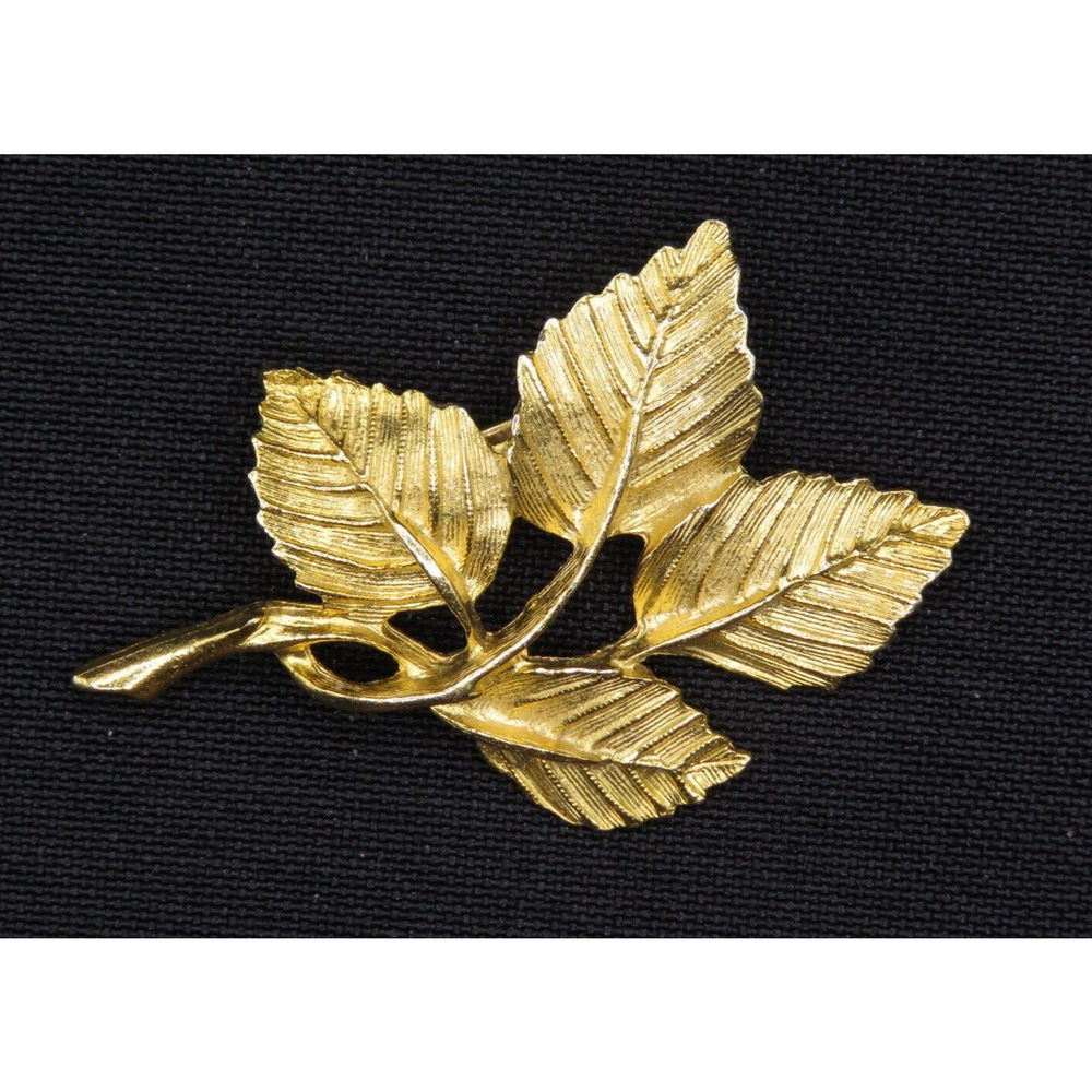 Vintage Brooch Pin With Leaves Gold Tone DFA Dubarry with Gift Box